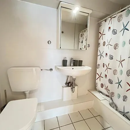 Luttes Tohuus Apartment